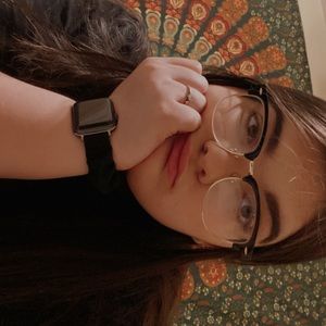 Meet your Posher, Hailey